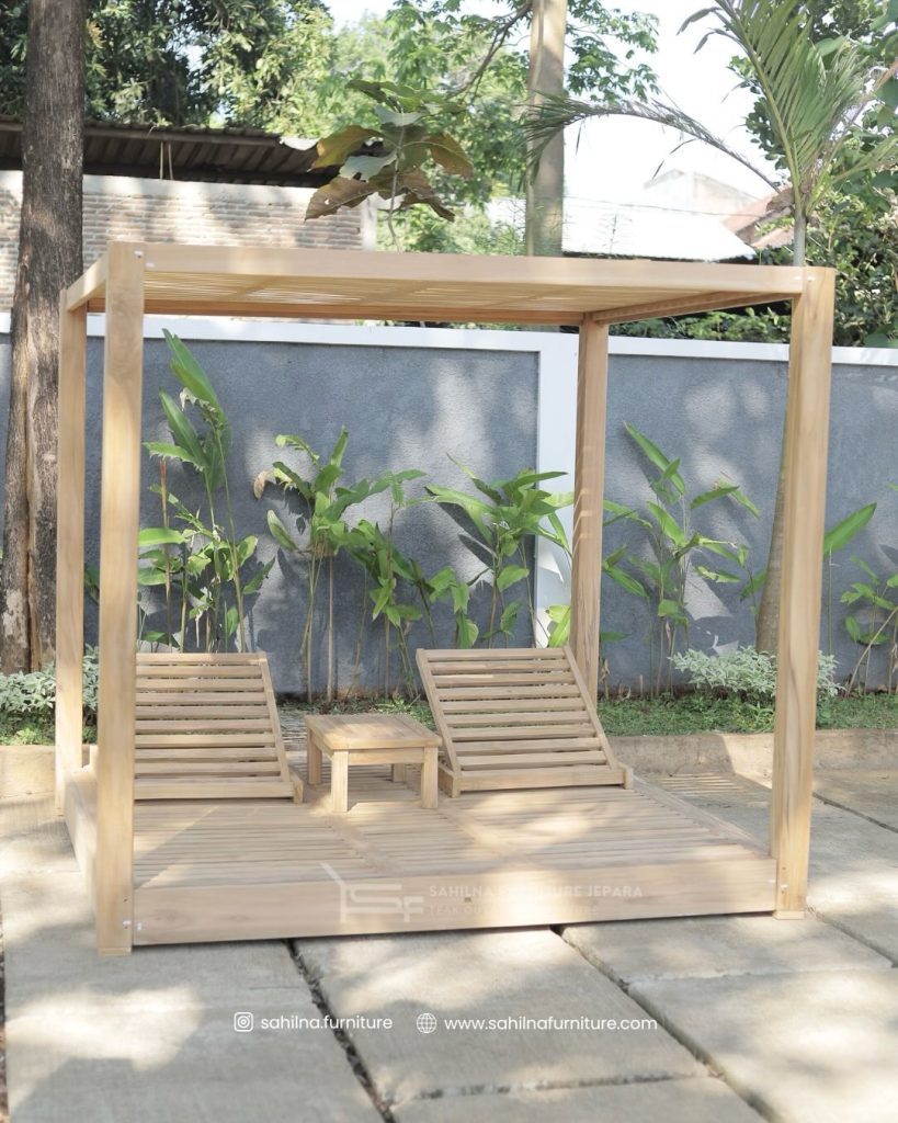 teak outdoor canopy daybed