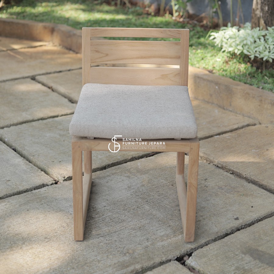 teak outdoor dining chair