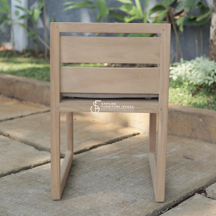 teak outdoor dining chair
