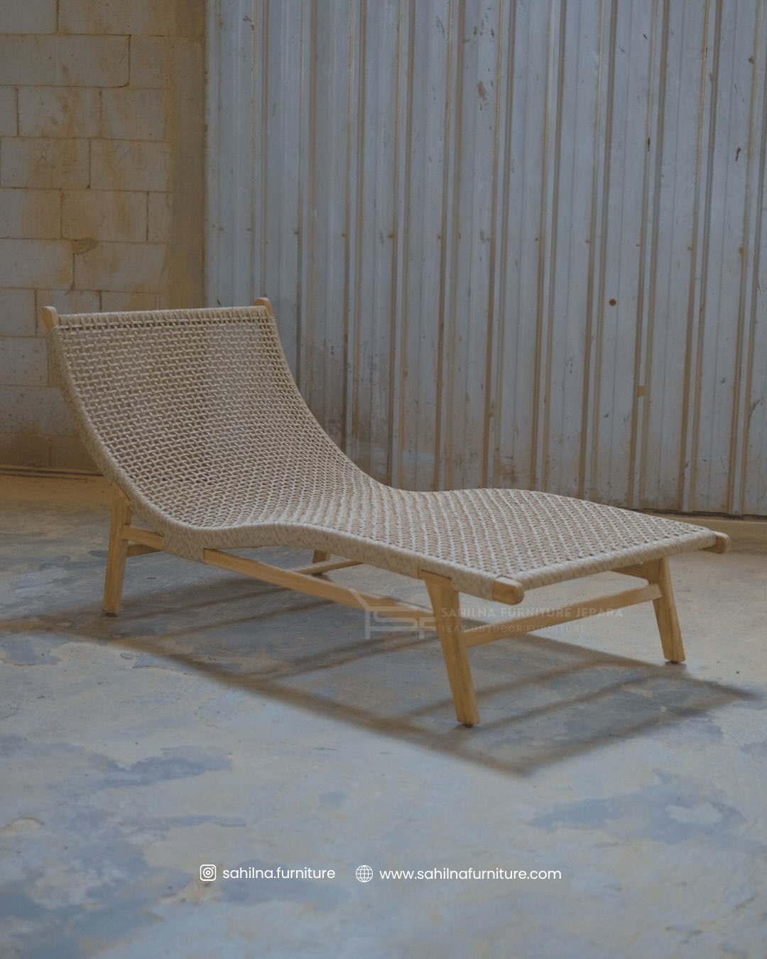boho chic teak outdoor sunbed