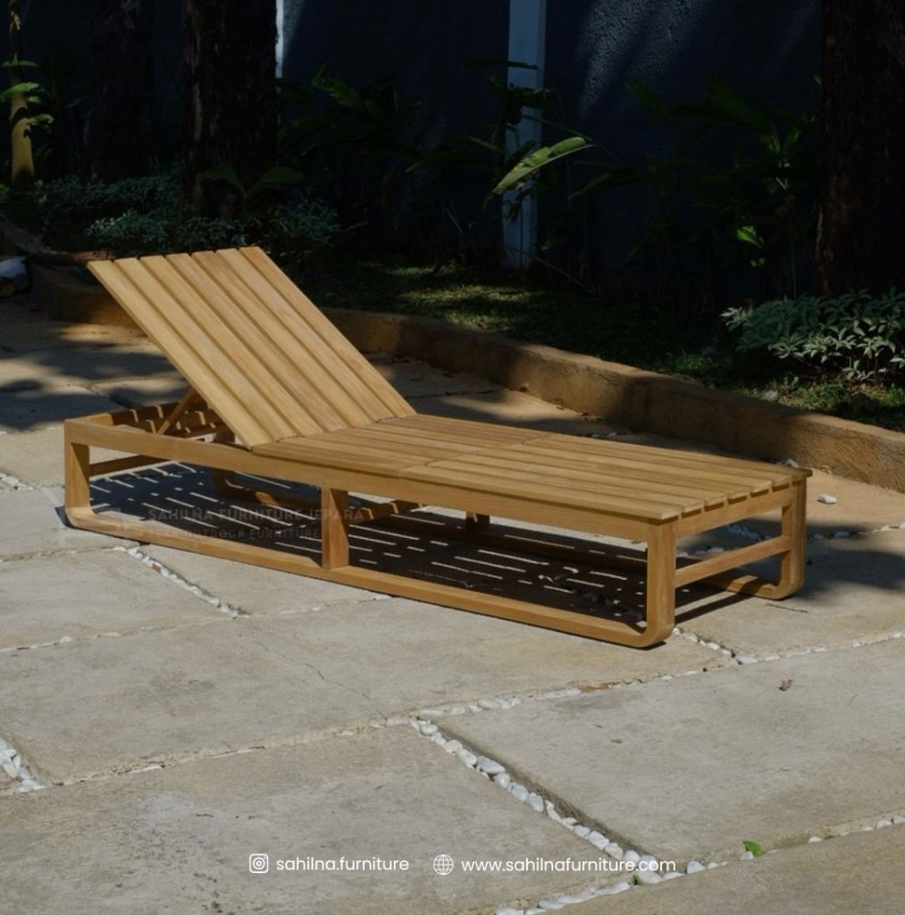 teak garden sunbed