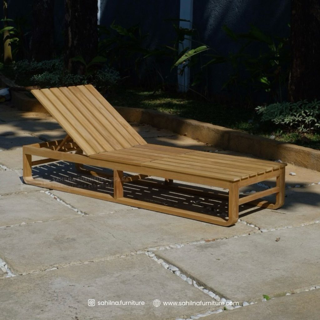 teak outdoor chaise lounge