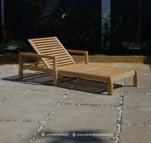 teak outdoor sunbed